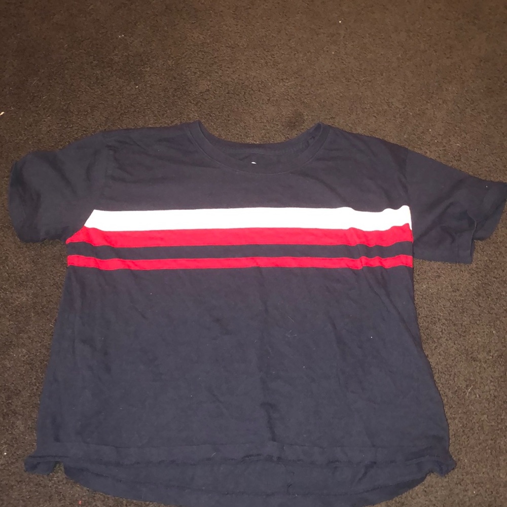 Hollister Cropped Tee
